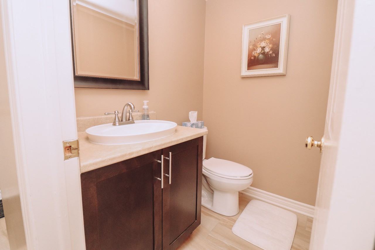 31 Kimbolton Crescent - Photo 3 of 21