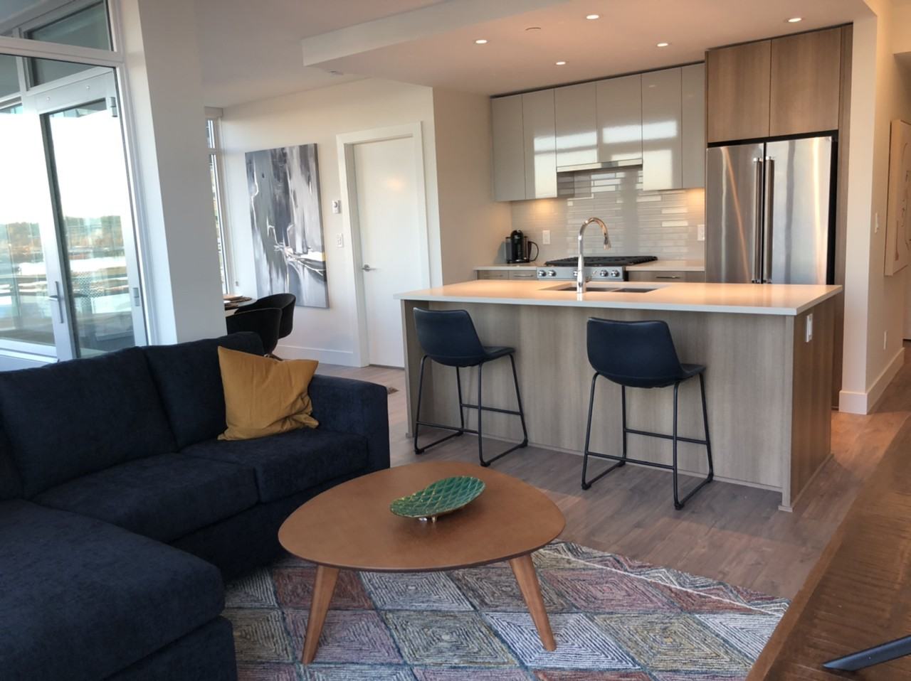 258 Nelsons Crt - Photo 2 of 12