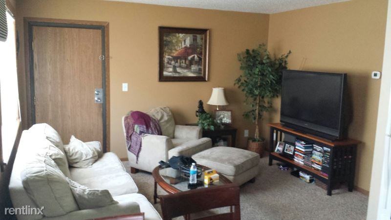 810 Terry Ave - Photo 2 of 13