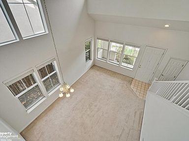 611 Santa Cruz Ter - Photo 2 of 13