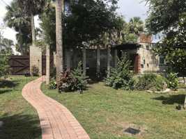 featured image of 912 North Grandview Avenue