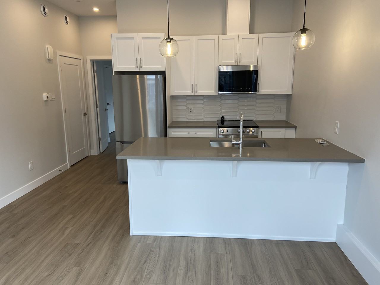 Scott St & Hinchey Ave #B