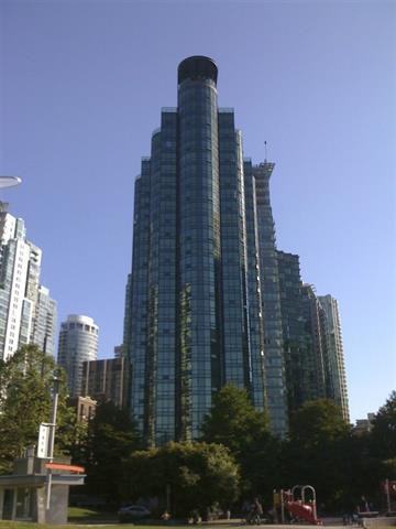 588 Broughton Street #708