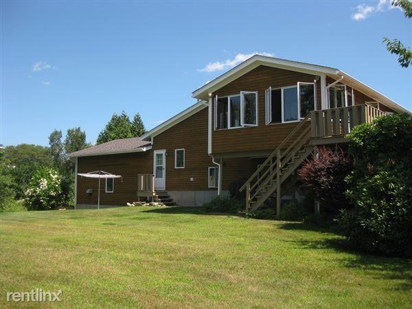 268 Blackberry Hill Dr - Photo 2 of 13