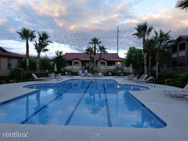 Cliff Shadows 201 - $850 - 2Bed - Photo 2 of 3