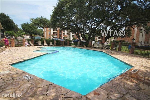 Huebner Rd - Photo 3 of 5