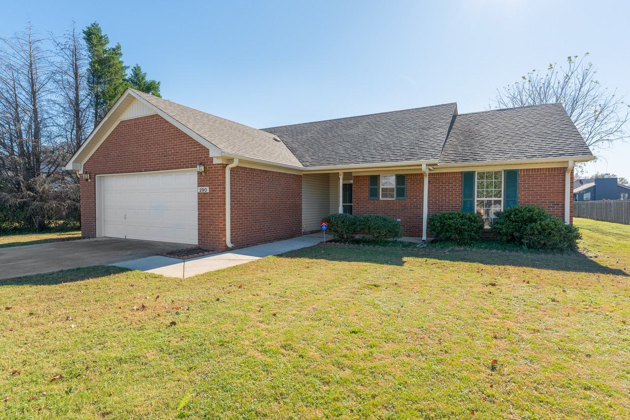 290 Stone Hill Dr - Photo 3 of 16