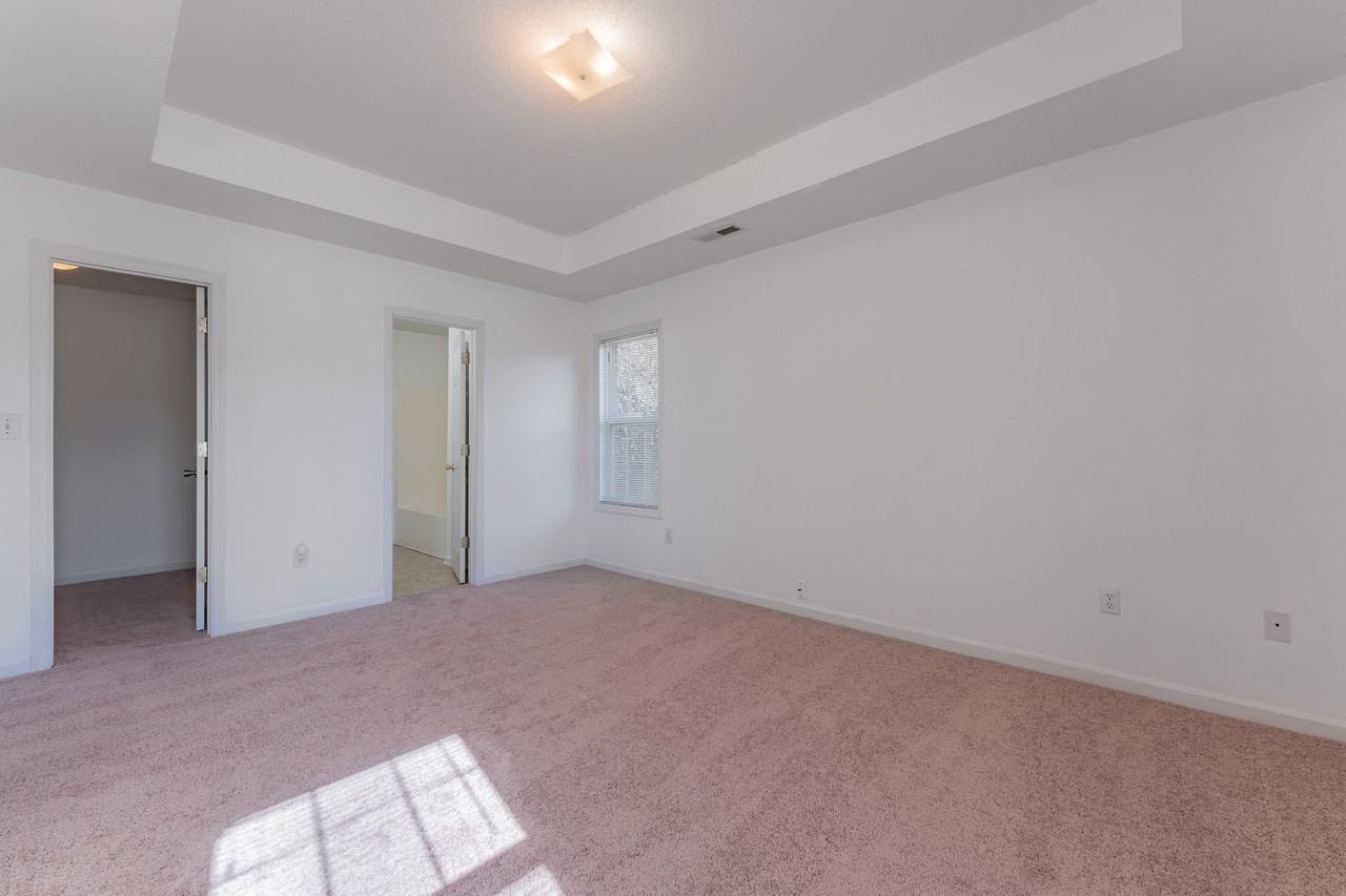 290 Stone Hill Dr - Photo 7 of 16