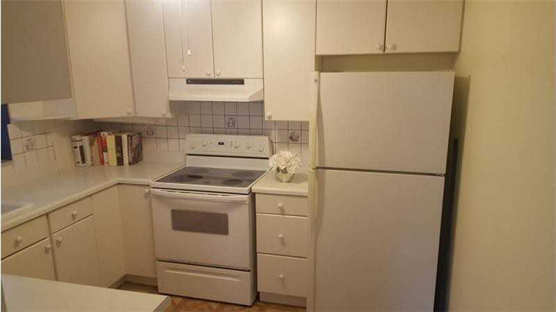 1127 S Federal Hwy #202 - Photo 3 of 6