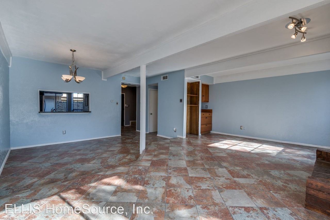 4231 Cuesta Dr - Photo 3 of 13