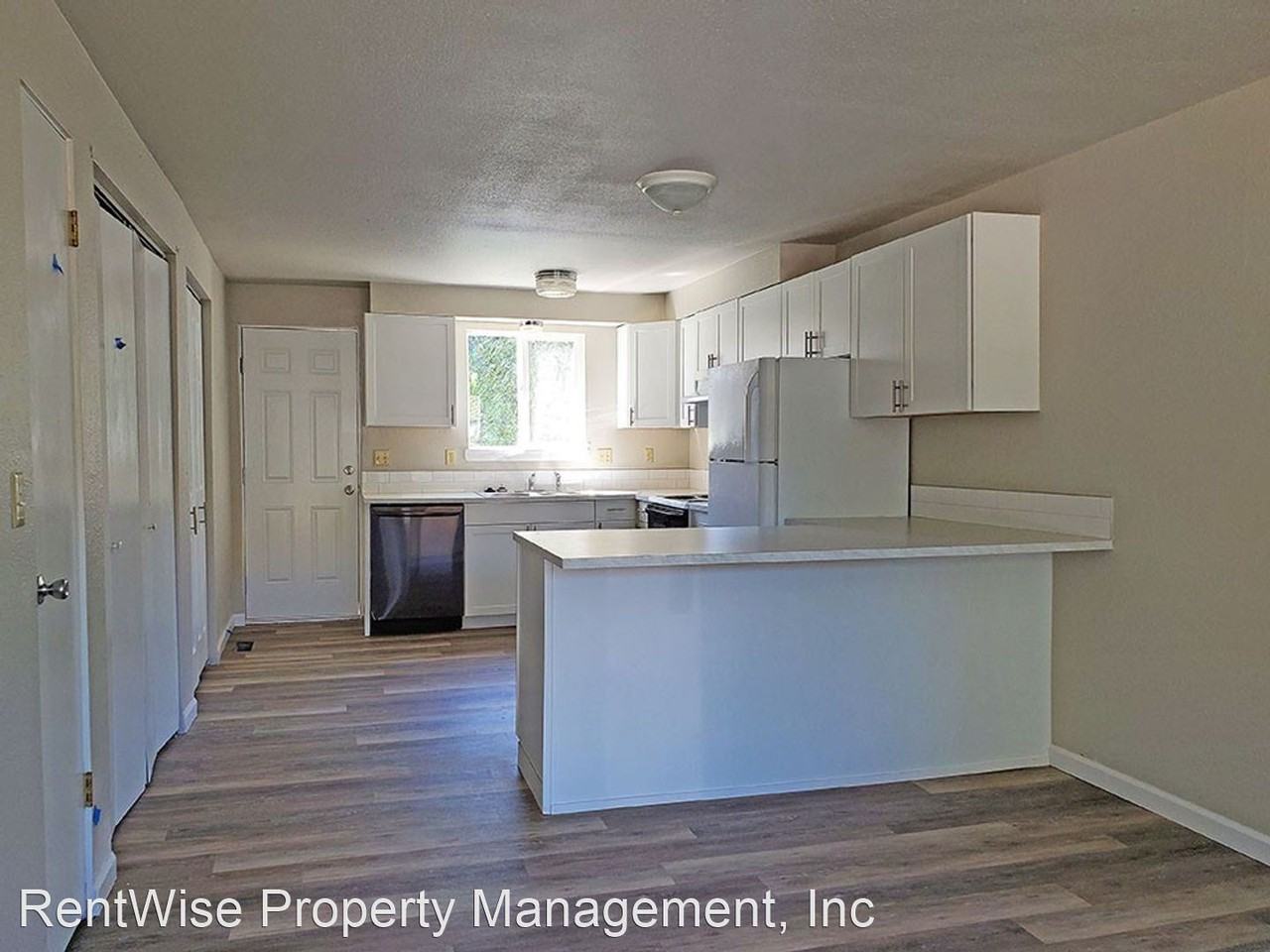 2209 S Salmon Ln - Photo 2 of 12