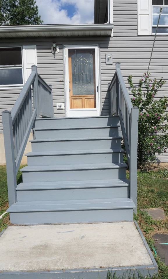 138 W North St - Photo 3 of 39