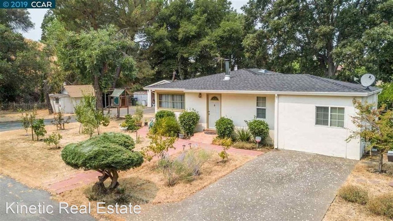 1454 Bel Air Dr - Photo 2 of 20