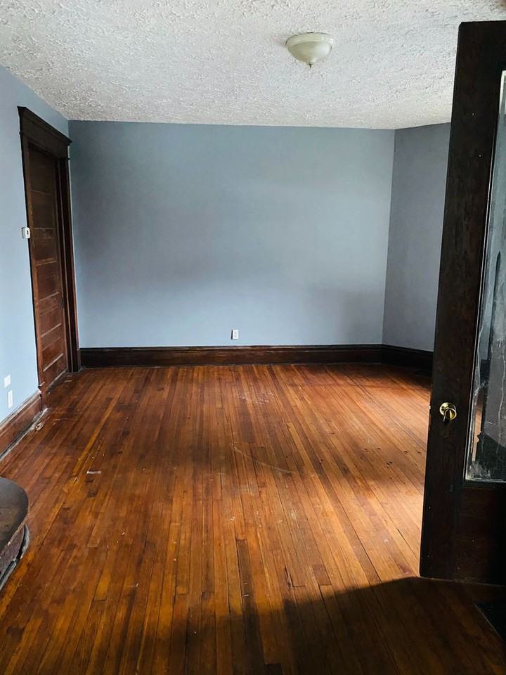 522 W Madison Ave - Photo 3 of 4