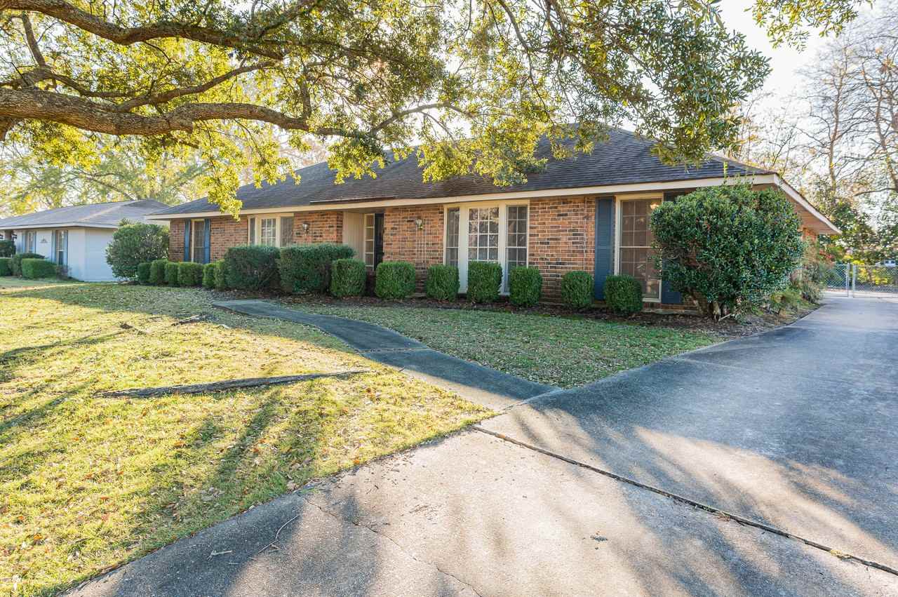 3461 Sommerville Dr - Photo 2 of 50