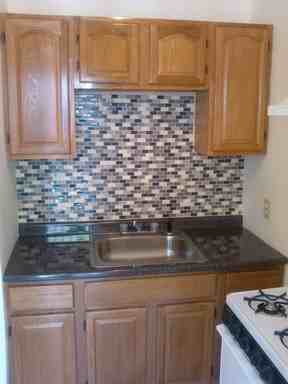 6825 N Broad St - Photo 2 of 8