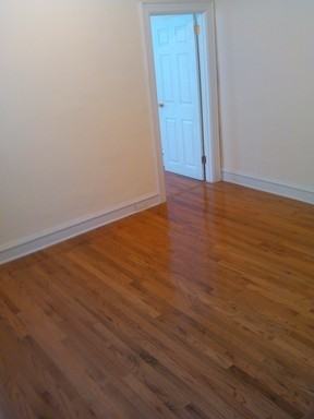 6825 N Broad St - Photo 3 of 8