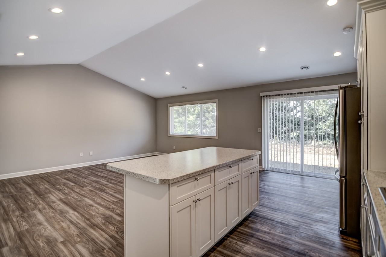 1637 Charleston Drive - Photo 6 of 19