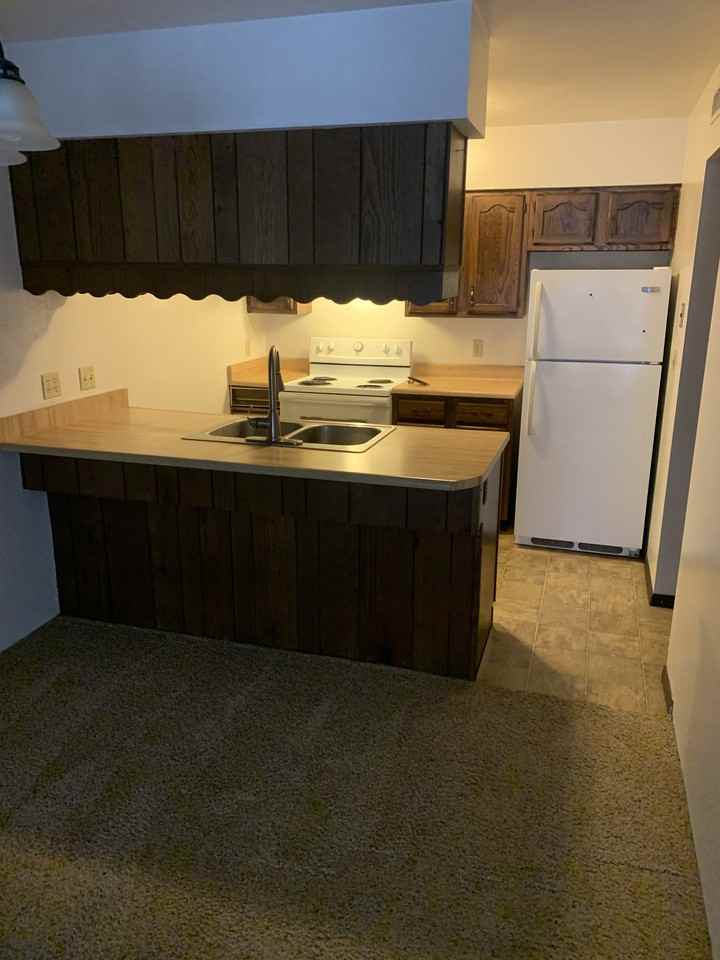 6831 North Frostwood Parkway #31b