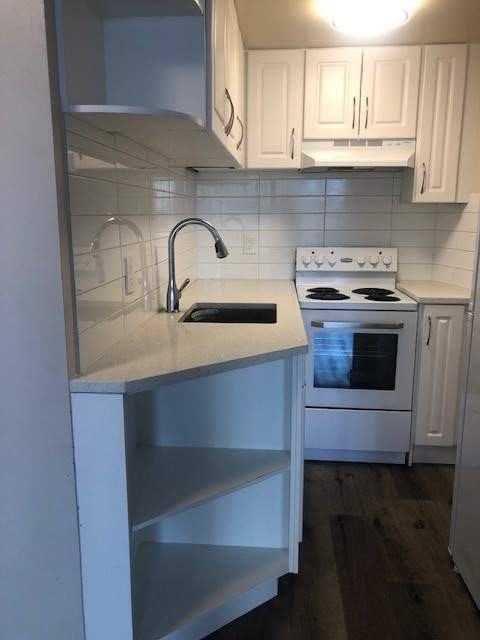 Knightsbridge Apartments - Photo 2 of 5