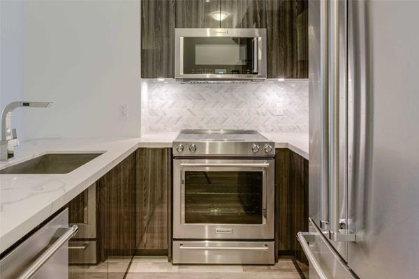 20 Shore Breeze Drive #3308