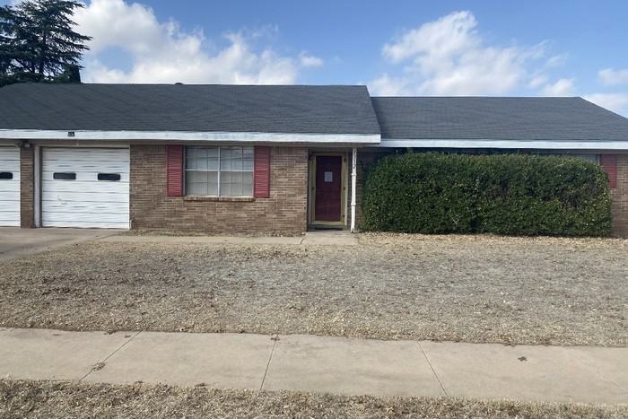 3312 Terrace Ave - Photo 2 of 15