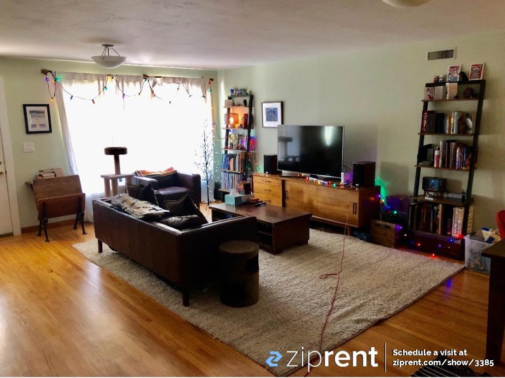 6537 Barrett Ave - Photo 3 of 11