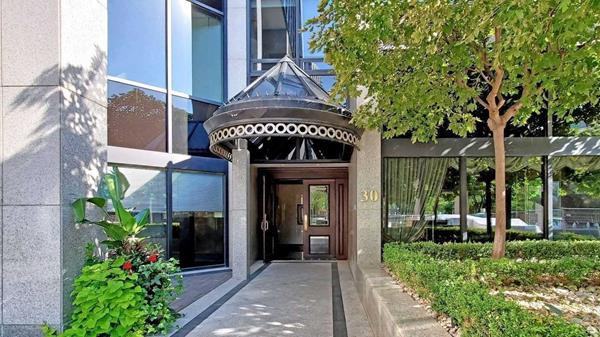 30 Wellington Street East #1104