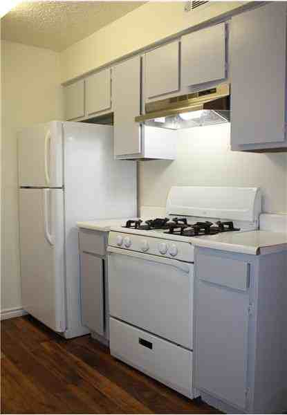 1403 Jl Davis Ave - Photo 7 of 20