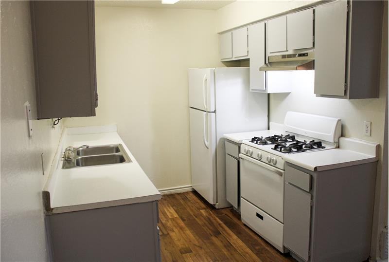 1403 Jl Davis Ave - Photo 7 of 19