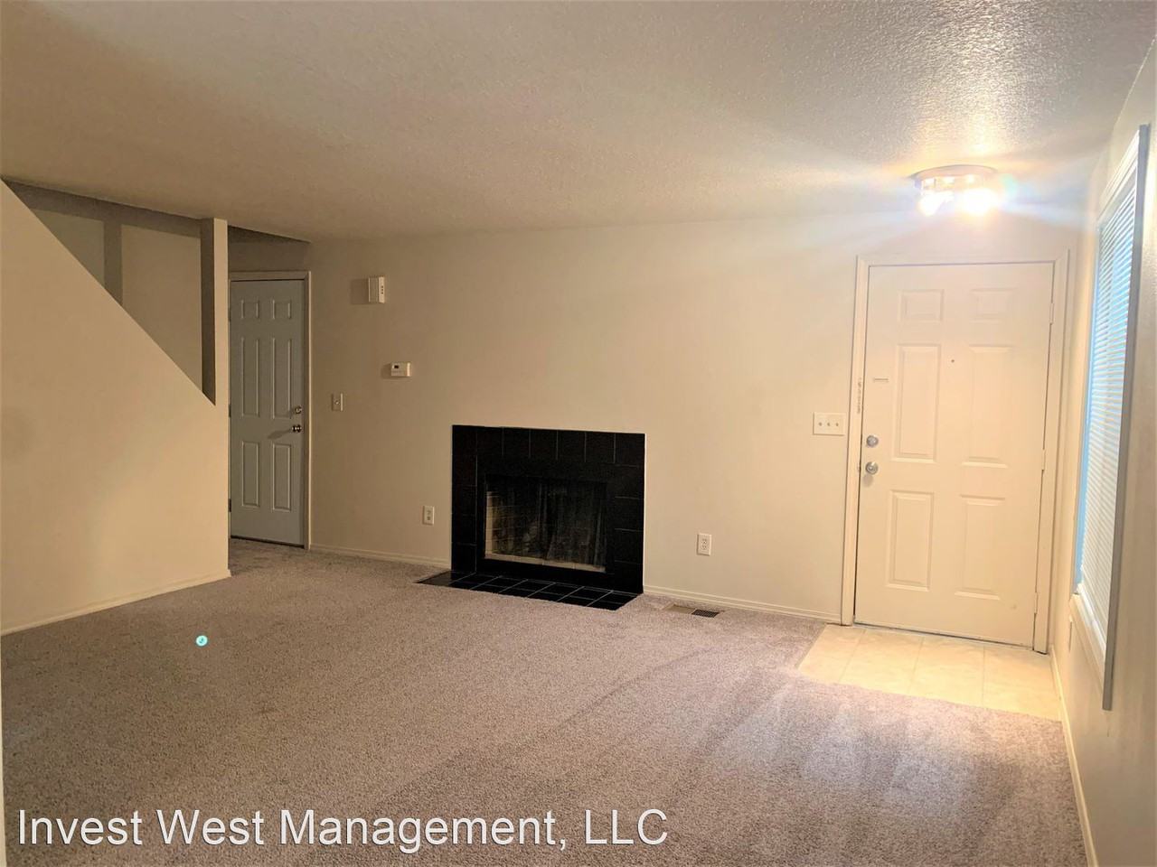 520 SE 132 Avenue - Photo 2 of 7