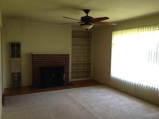 5633 23rd St - Photo 3 of 6