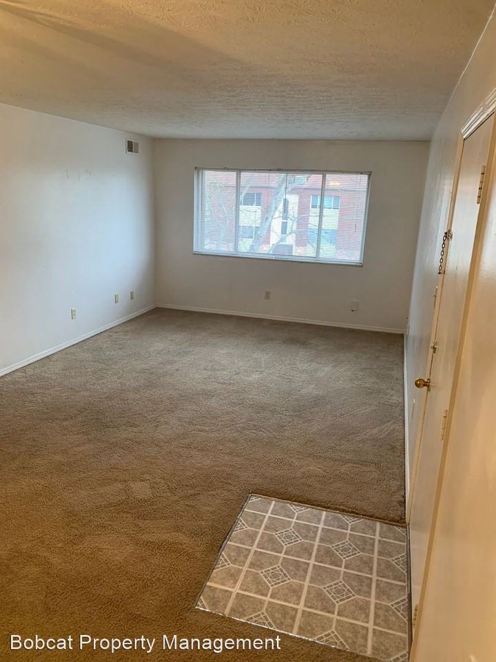 719-827 Arrowhead Dr - Photo 2 of 19