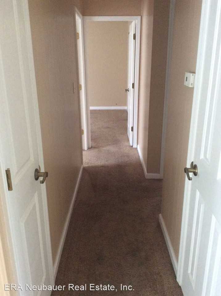 4714 Colorado St - Photo 3 of 7