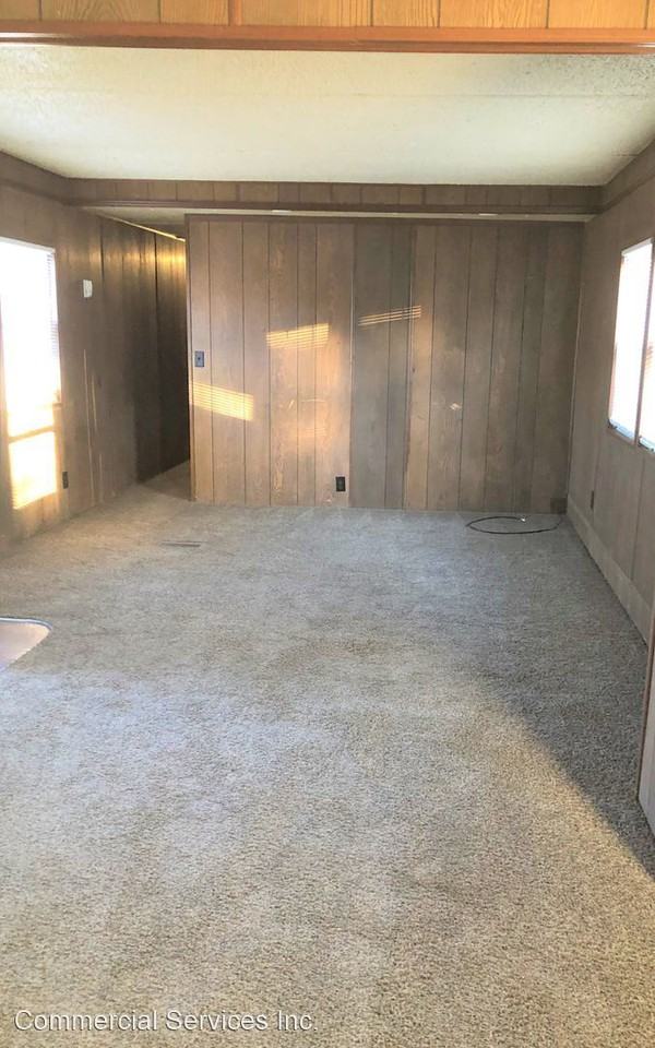 105 N 6th Ave - Photo 3 of 6