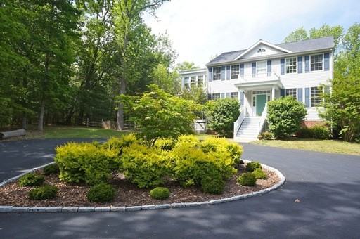 947 Cismont Ridge Rd - Photo 2 of 27