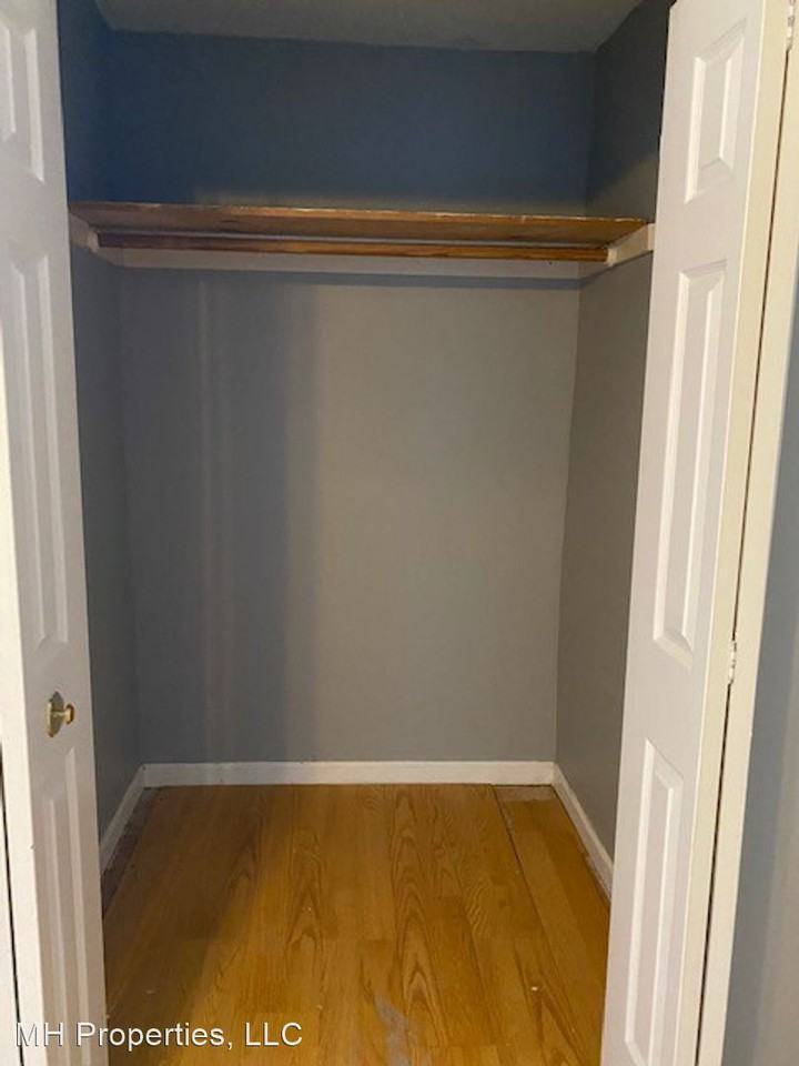 2419 S Paca St - Photo 3 of 14