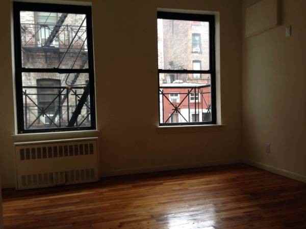 94 W 10th St - Photo 2 of 4