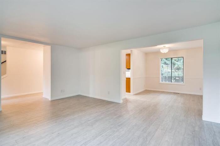 8611 29th Street Ct E - Photo 2 of 22