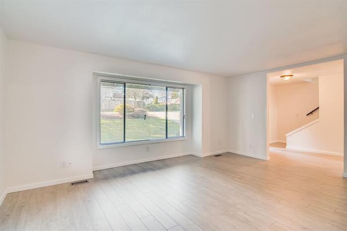 8611 29th Street Ct E - Photo 3 of 22