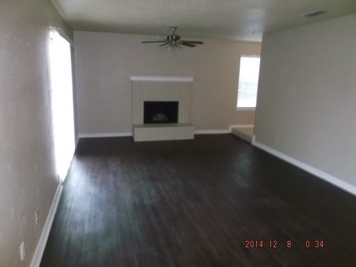 7215 Lake Country Dr - Photo 2 of 11