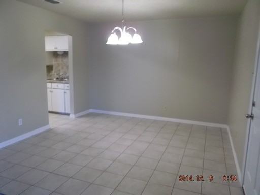 7215 Lake Country Dr - Photo 3 of 11