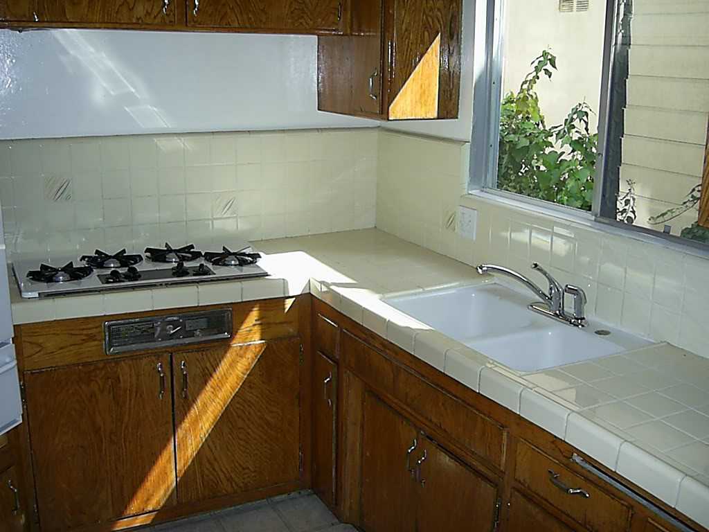 El Mar Apartments, Hollywood - Photo 3 of 4