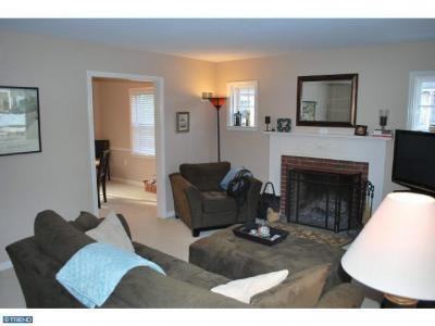 530 State St - Photo 2 of 15