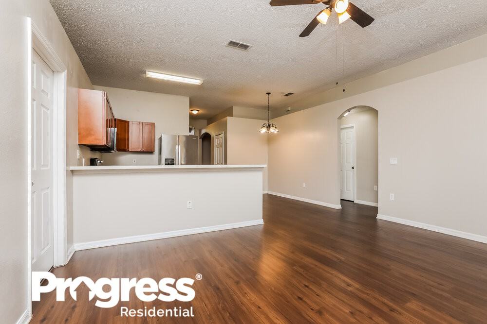 30745 Pga Dr - Photo 3 of 16