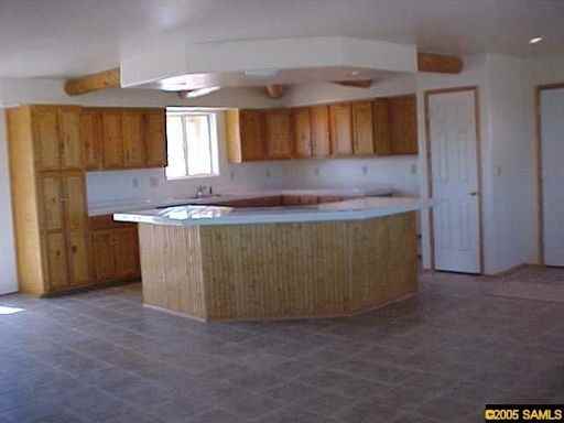 1537 E Apache Way - Photo 3 of 6