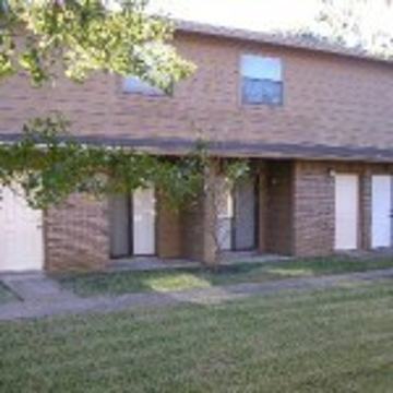 Airline Summit College Station Tx 77840 2 Bedroom House For Rent For 595 Month Zumper