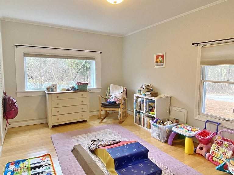 179 Rotax Rd - Photo 2 of 6