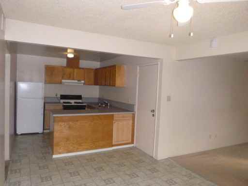 2738 Mendonca Dr - Photo 3 of 4