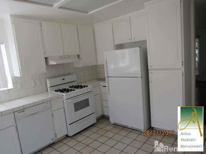 9535 Roads End Pl - Photo 3 of 7